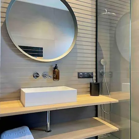 Haurren Zoriona - Maison Basque Moderne Climatisee Avec Jacuzzi Saint-Pee-sur-Nivelle Exterior photo