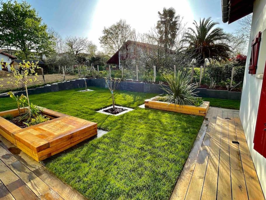Haurren Zoriona - Maison Basque Moderne Climatisee Avec Jacuzzi * Saint-Pee-sur-Nivelle