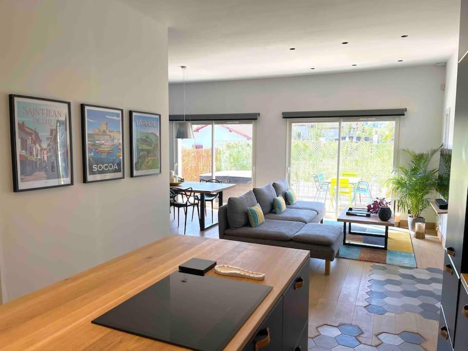 Casa vacanze Haurren Zoriona - Maison Basque Moderne Climatisee Avec Jacuzzi Saint-Pée-sur-Nivelle