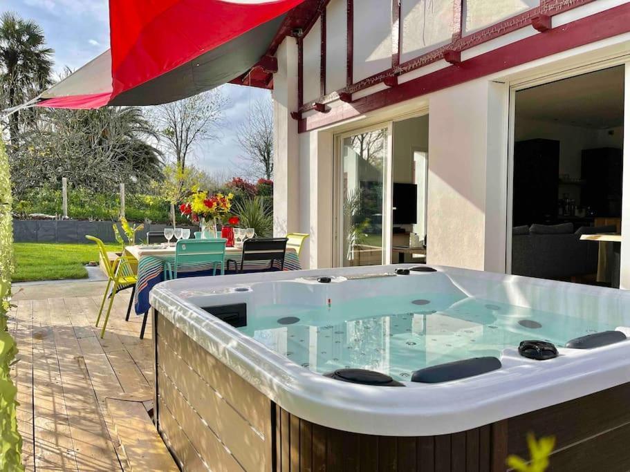 Holiday home Haurren Zoriona - Maison Basque Moderne Climatisee Avec Jacuzzi *